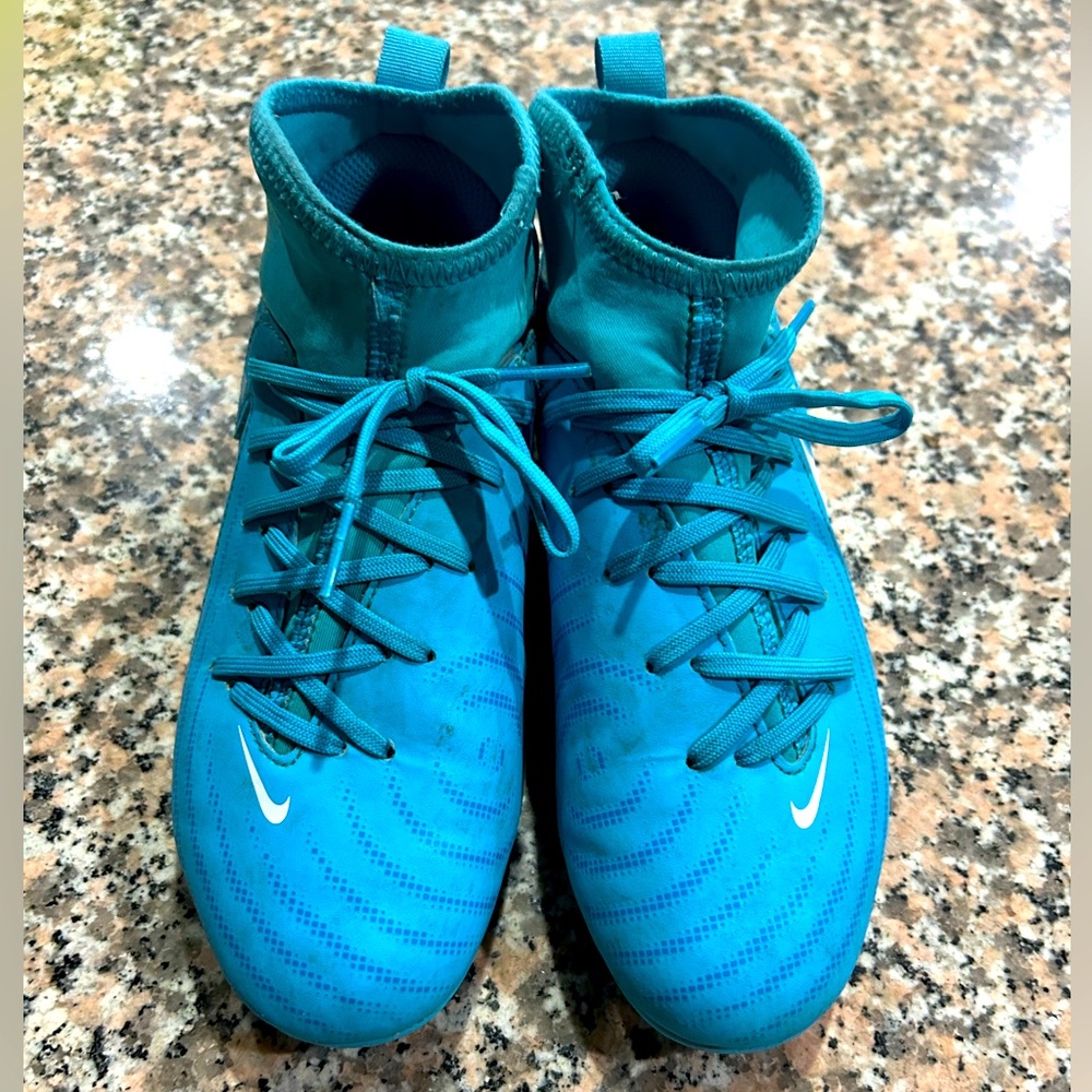 Phantom Luna Kids Soccer Cleats